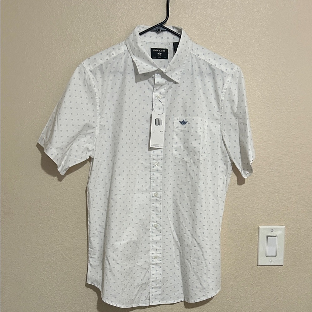 Dockers Men's White Patterned Short Sleeve Shirt